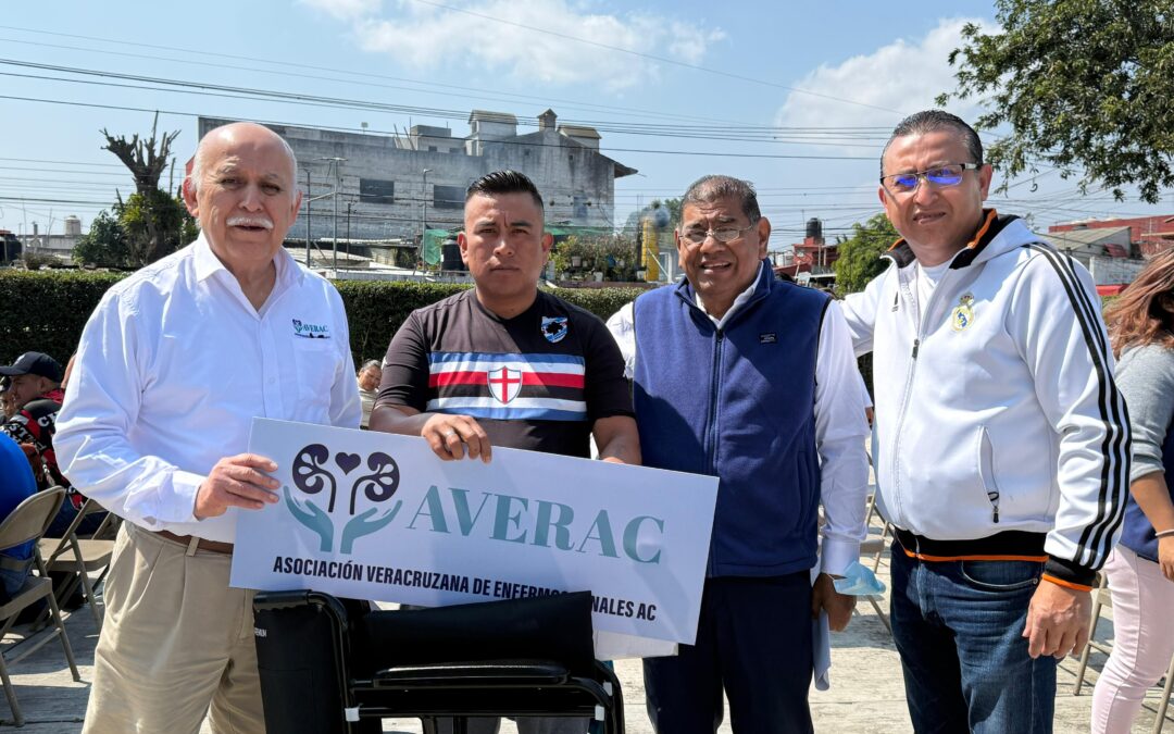 La Asociación Veracruzana de Enfermos Renales A.C. (AVERAC), llevó a cabo la donación de sillas de ruedas y el medicamento Eritropoyetina