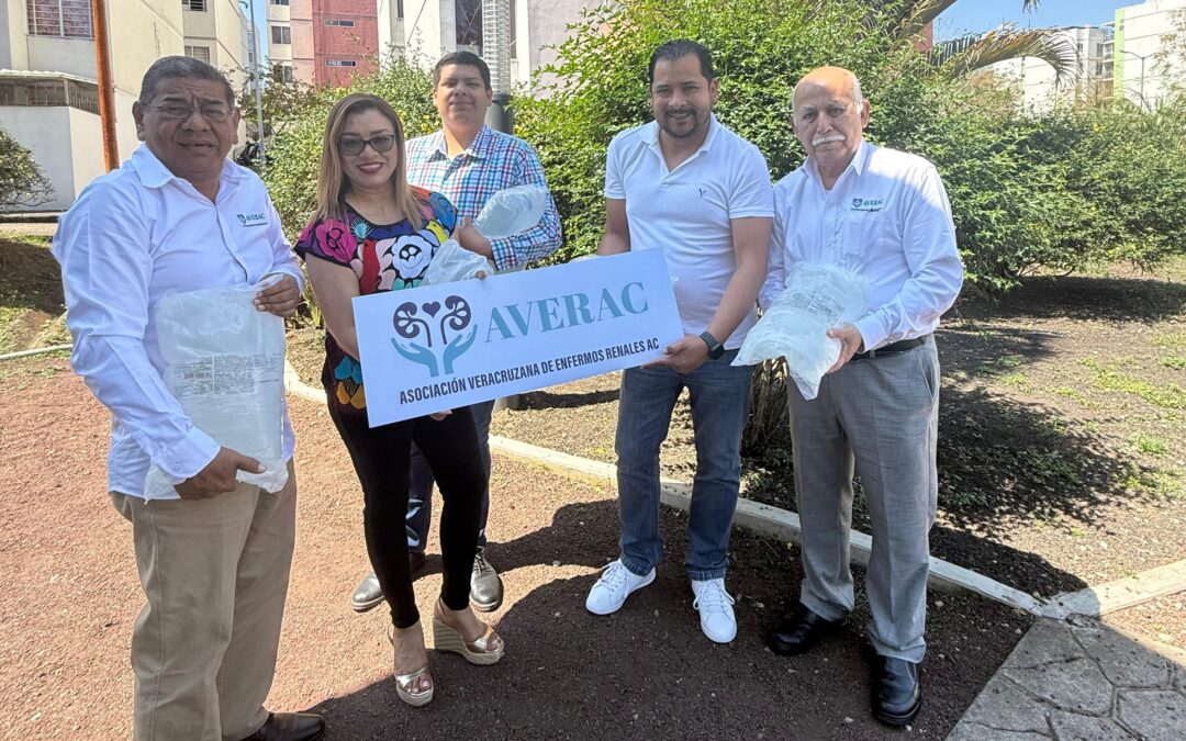 Recibe AVERAC Donación De Bolsas Para Dialisis Peritoneal.